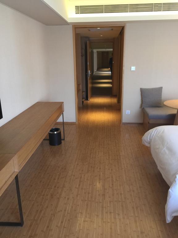 Ji Hotel Jinan Quancheng Square חדר תמונה