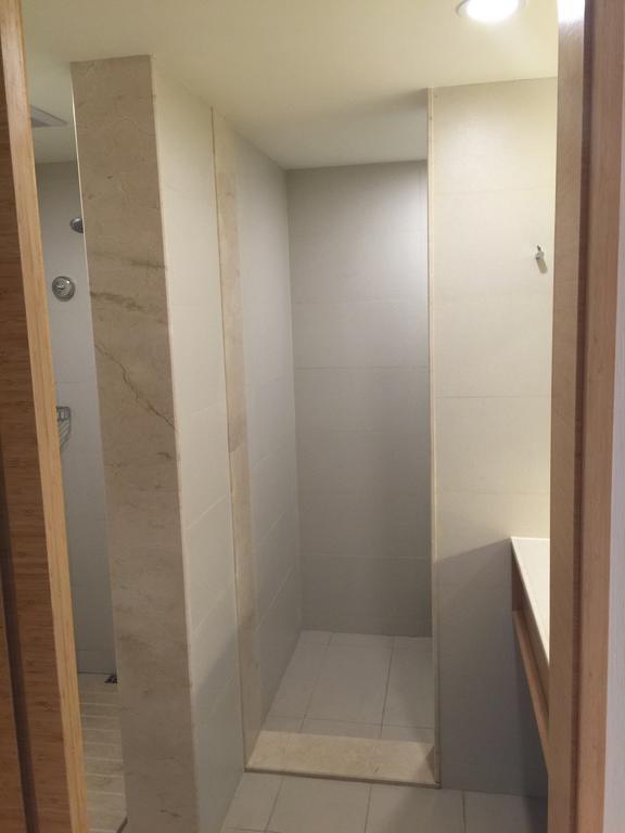 Ji Hotel Jinan Quancheng Square מראה חיצוני תמונה