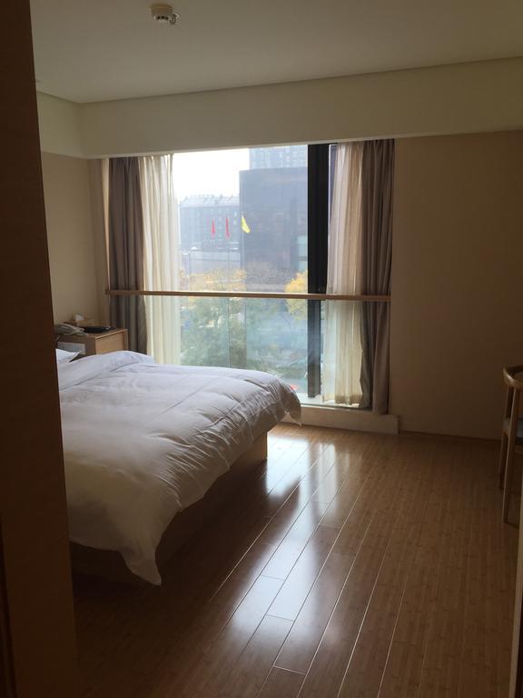 Ji Hotel Jinan Quancheng Square מראה חיצוני תמונה